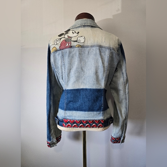 DESIGUAL × DISNEY Mickey Mouse Denim Jacket with Embroidered Details. Size 38/ M - Picture 6 of 16